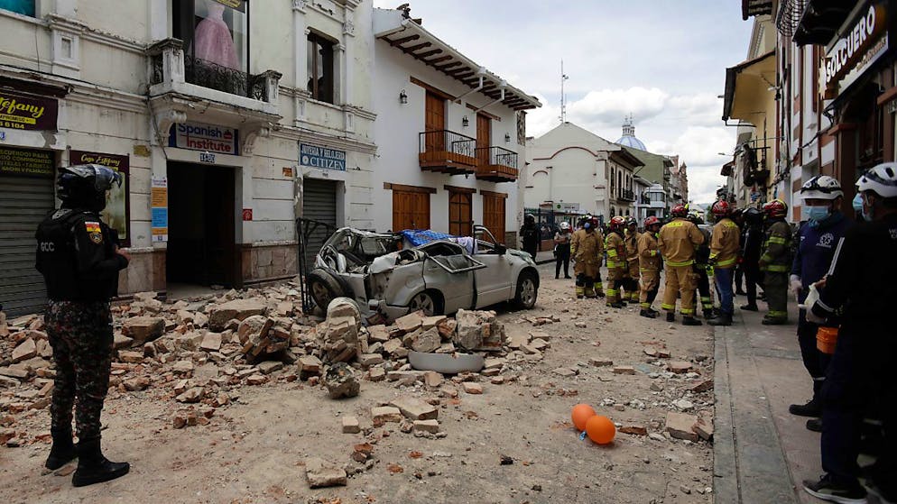 Les secours sont toujours à la recherche des corps de dizaines de personnes disparues.