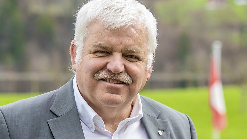 Diese Politiker müssen ihr Pult räumen. Der Schwyzer Ständerat Othmar Reichmuth (Mitte) muss ebenfalls den Hut nehmen.