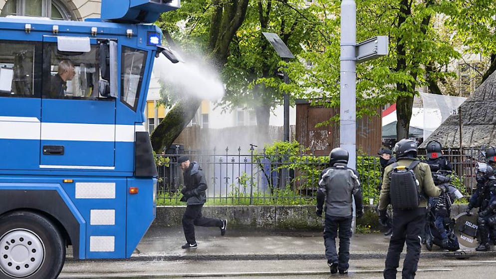 Bilanz 1.-Mai-Demo. 19 Verhaftete und ein Schwerverletzter in Zürich