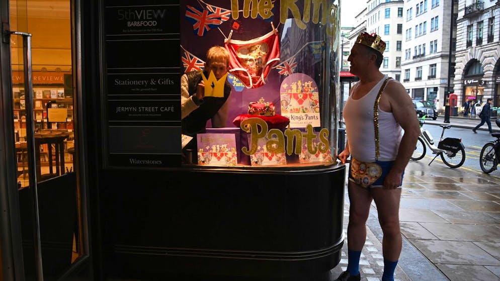 Grossbritanniens wertvollste Marke. Wer an der Krönung von Charles III. verdient