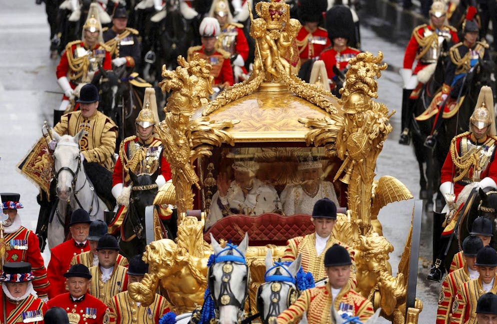 L'incoronazione di Carlo III. La Gold State Coach, è stata costruita nel 1762 e usata in tutte le incoronazioni britanniche dal 1831 in avanti.