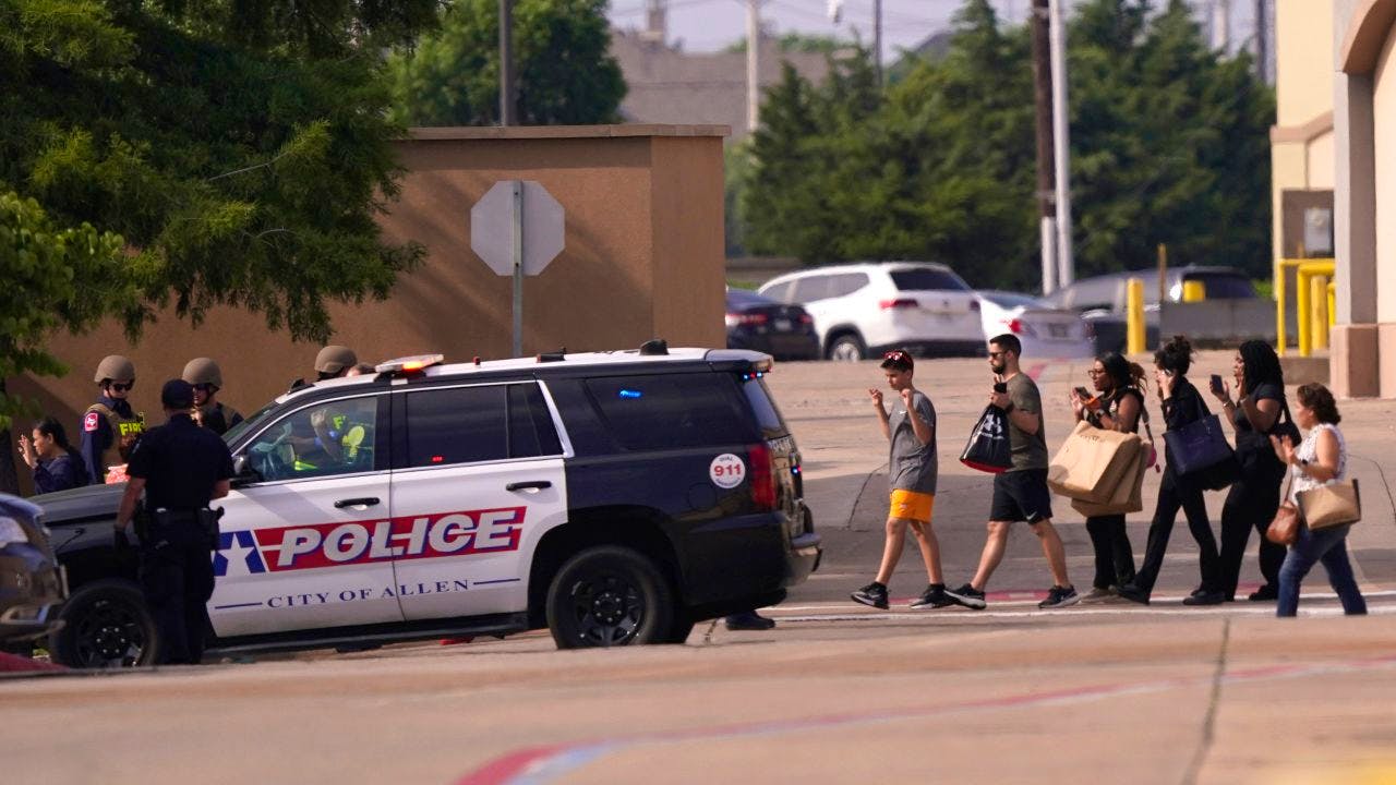 USA: Schütze Tötet Acht Menschen Bei Amoklauf In Texas Und Stirbt ...