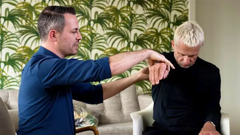 Bötschi bei Mentalmagier Severino Negri. «Deine Mutter ist auch hier und sie heisst ...»