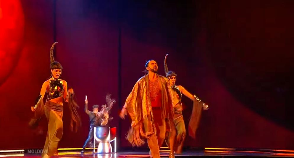 ESC-Performances im Halbfinale. Moldova überzeugte mit einem sehr völkischen Lied, bei dem die Flöte im Fokus steht. 