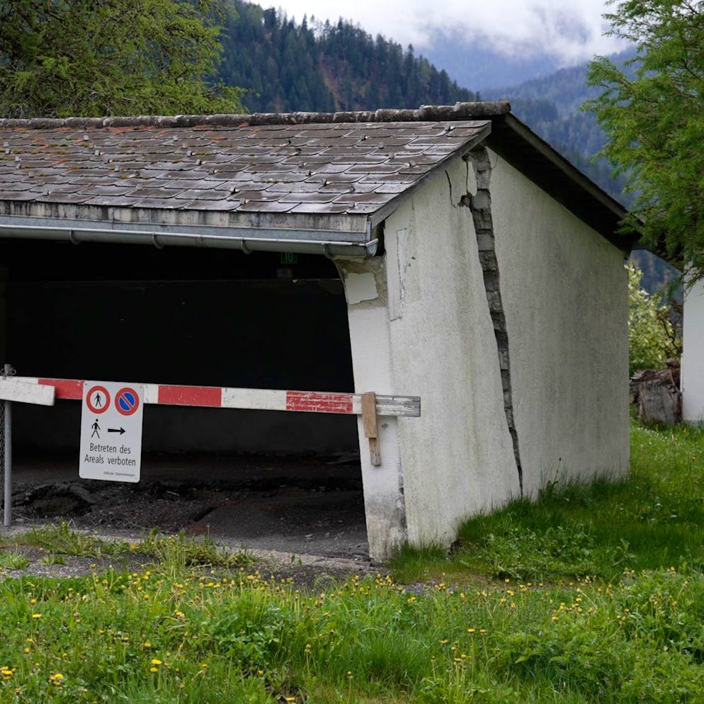 Brienz GR wird zum Geisterdorf. Die Flucht vor dem grossen Rutsch