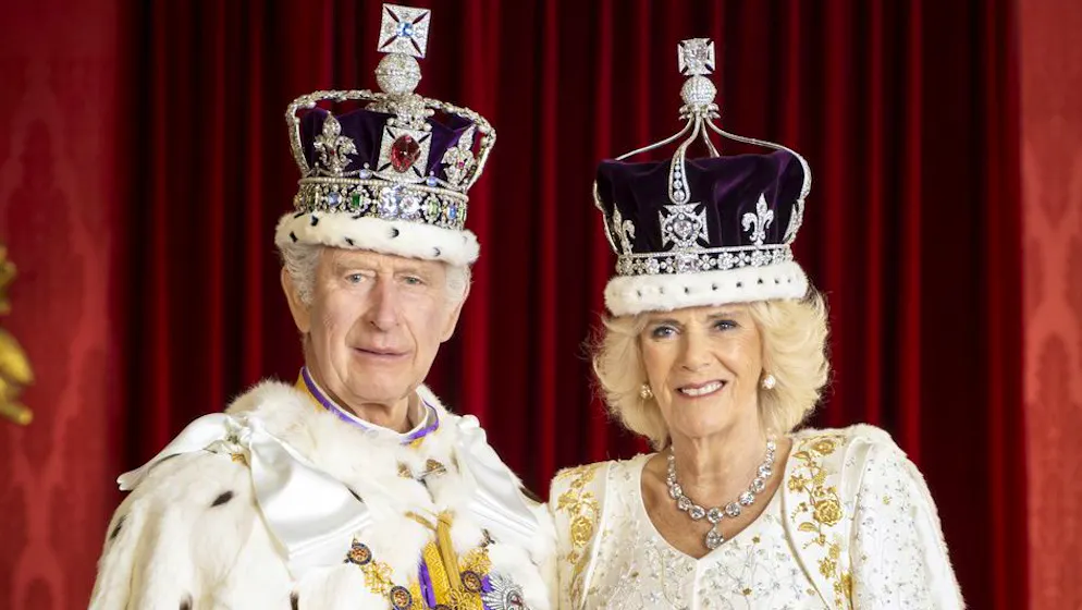 Hä, Queen oder Queen Consort?. «König Charles hat Camilla den Titel aus Liebe verliehen»