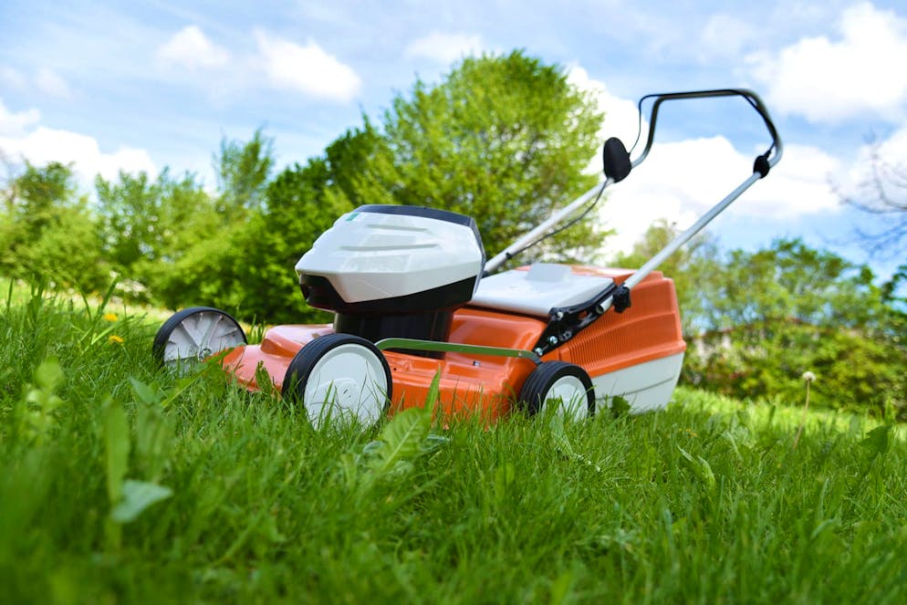 Ein Rasenmäher war Auslöser des Streits. (Symbolbild)