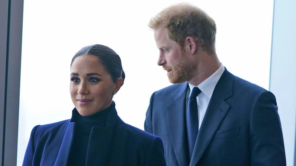 Un inseguimento «quasi catastrofico» con «un anello di paparazzi molto aggressivi» ha colpito i duchi di Sussex, Harry e Meghan (foto d'archivio).