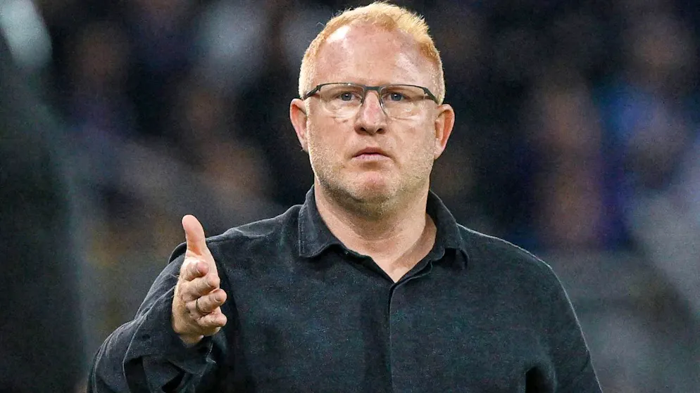 FCB-Coach Heiko Vogel wird von Klub-Legende Massimo Ceccaroni kritisiert. 