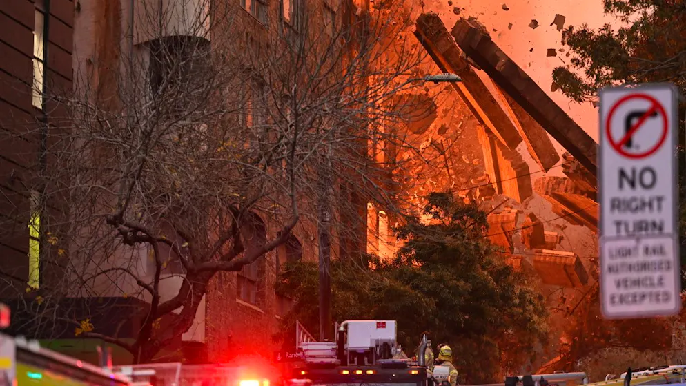 Grossfeuer zerstört Gebäude. «Inferno» im Zentrum von Sydney
