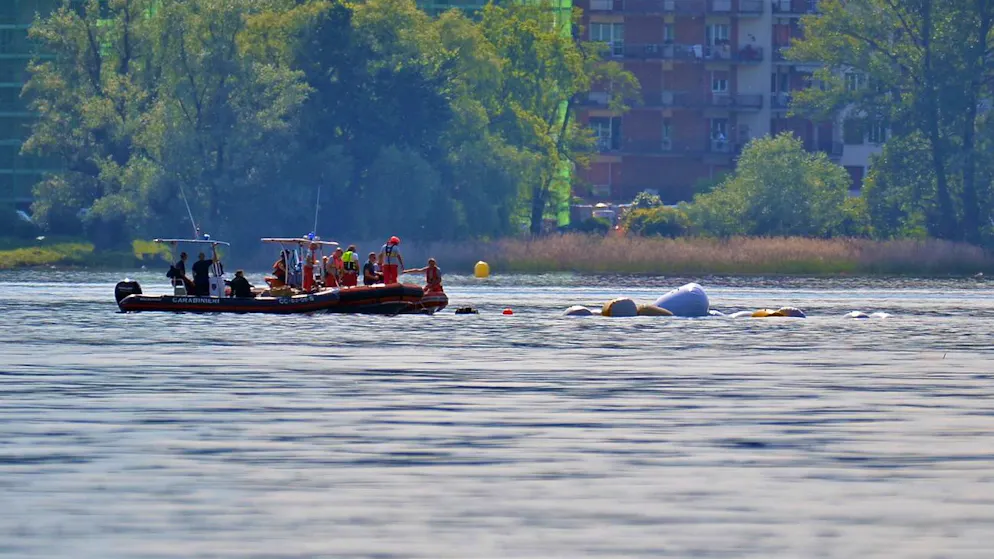 Dramma degli 007. Recuperata la barca naufragata sul Lago Maggiore