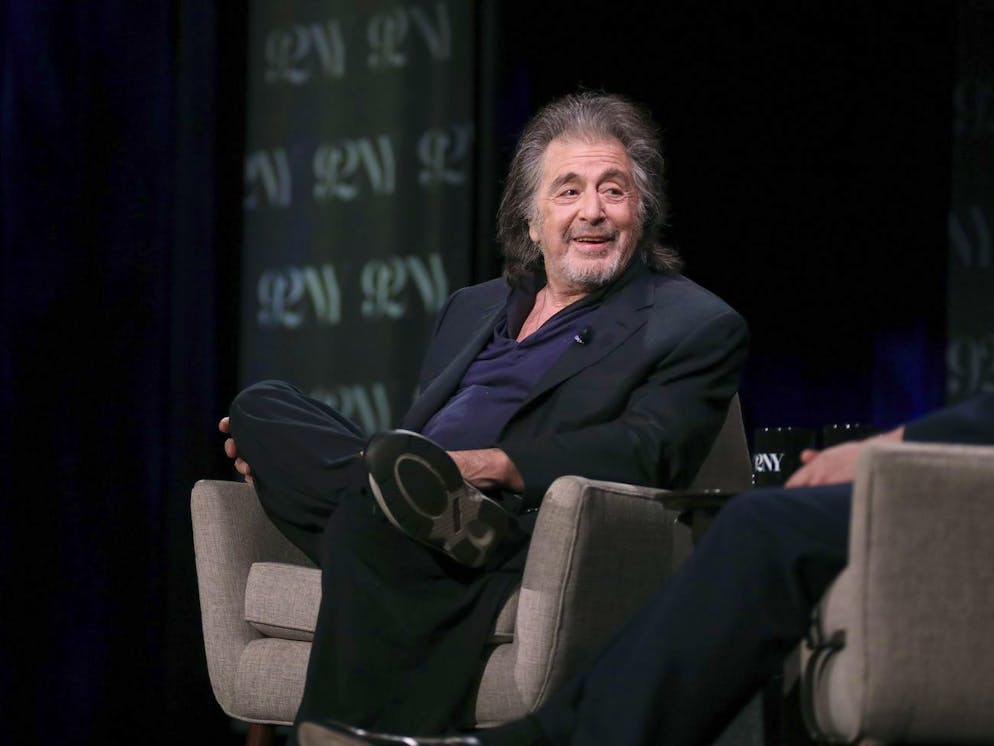 Partnerin ist 29: Al Pacino (83) wird noch einmal Vater. Schauspieler Al Pacino kann sich freuen: Der 83-Jährige wird noch einmal Vater.  