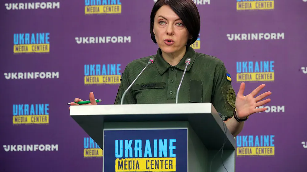 Die stellvertretende Verteidigungsministerin der Ukraine Hanna Maljar spricht während einer Pressekonferenz. (Archivbild)