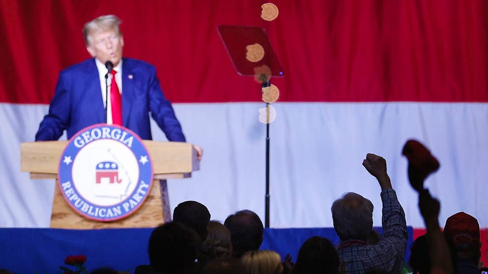 Donald Trump a affirmé que s'il n'était pas candidat à un deuxième mandat à la Maison Blanche, "il n'y aurait pas de chasse aux sorcières, il n'y aurait pas d'inculpation".