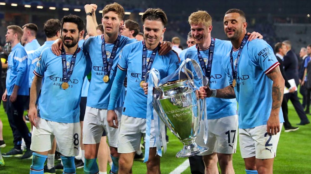 Da sinistra: Ilkay Guendogan, John Stones, Jack Grealish, Kevin de Bruyne e Kyle Walker. Due di loro potrebbero non essere della squadra all'inizio della prossima stagione.
