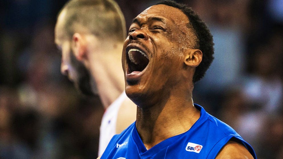 Basketball. Protestation et dunks rageurs pour le 21e titre d'Olympic