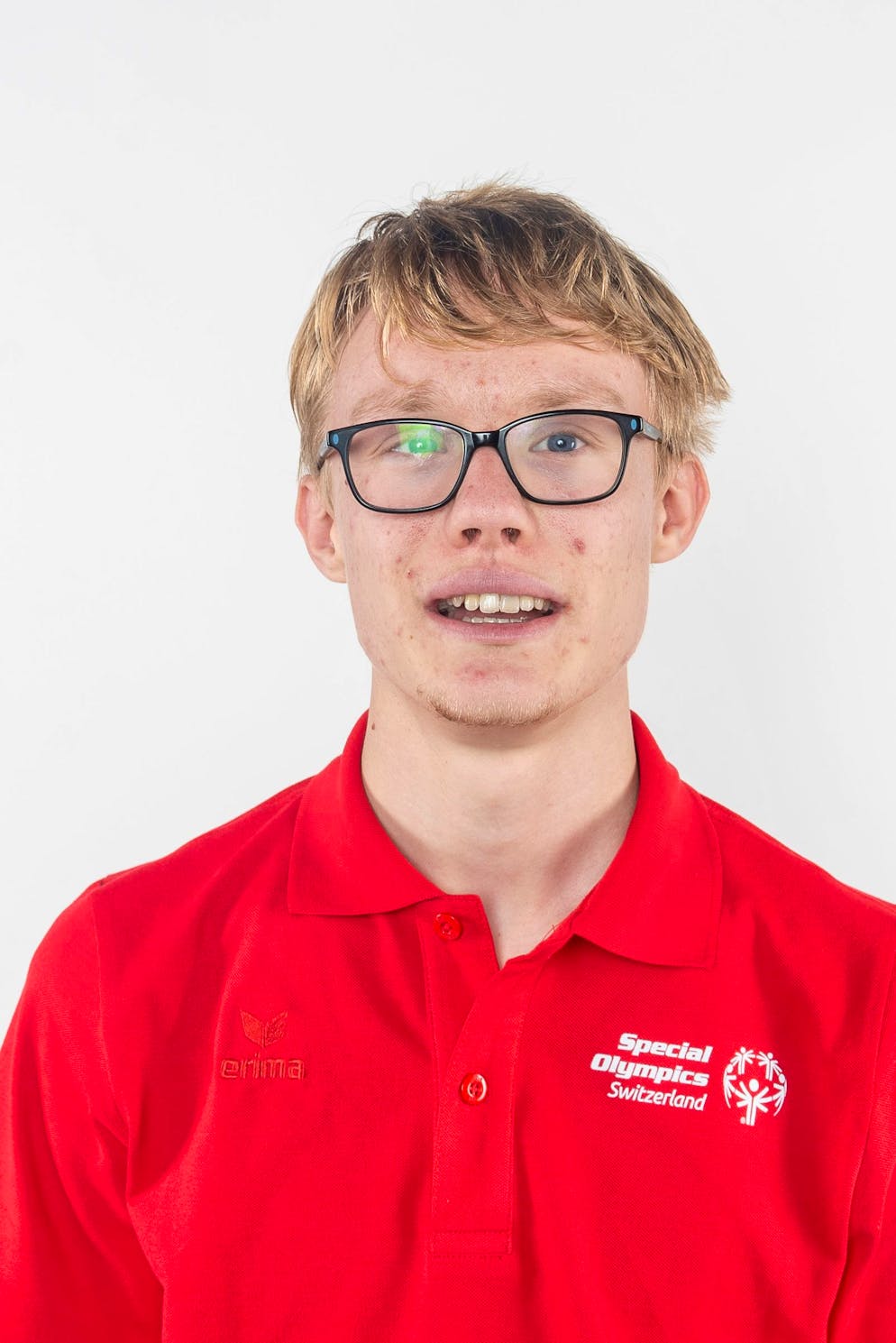 Special Olympics. Jonas Stalder (21 ans): En plus du football, il pratique de nombreuses autres disciplines comme l’aïkido, la natation, la randonnée et l’escalade. «J’aime le sport collectif et c’est un grand honneur pour moi!»