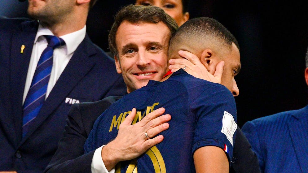 Départ de Mbappé. Emmanuel Macron entre en scène