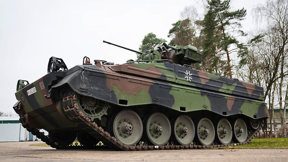 Via libera del Nazionale. L'Esercito svizzero dovrà mettere fuori servizio i carri armati Leopard 2