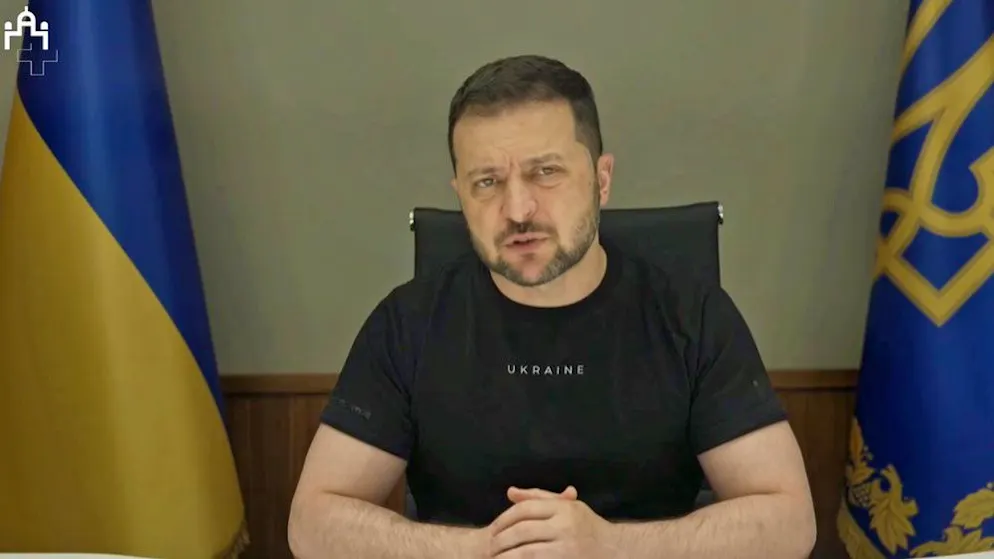 Ukrainischer Präsident Wolodymyr Selenskyj meldet sich in einer kurzen Rede ans Schweizer Parlament.