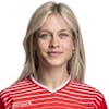 Portrait von Nadine Riesen, Spielerin der Schweizer Fussballnationalmannschaft der Frauen, fotografiert am Dienstag, 4. April 2023 in Pfaeffikon, Schwyz. (KEYSTONE/Gaetan Bally)
