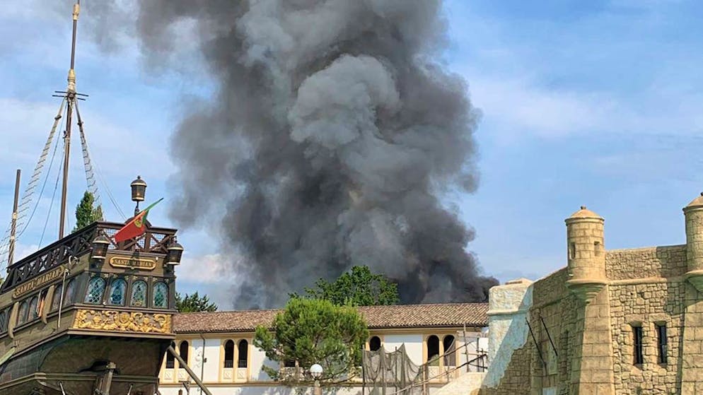 25.000 sfollati. L'Europa-Park riapre poche ore dopo il rogo: la polizia rende nota la causa delle fiamme