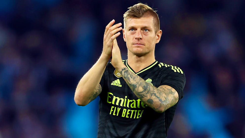 Toni Kroos a prolongé son contrat d'un an avec le Real Madrid.