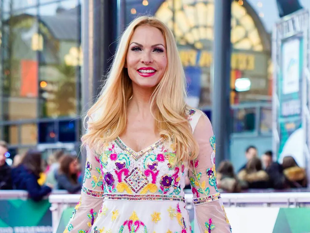 Stars reagieren auf den Elton-Rausschmiss von ProSieben. Moderatorin Sonya Kraus findet den Entscheid «gaga».