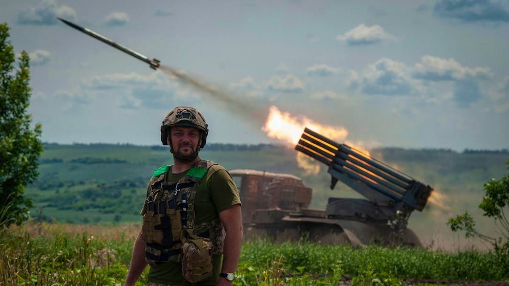 Ein Soldat an der Frontlinie in der Region Donezk: Hier konnte die Ukraine offenbar zuletzt kleine Vorstösse erzielen.