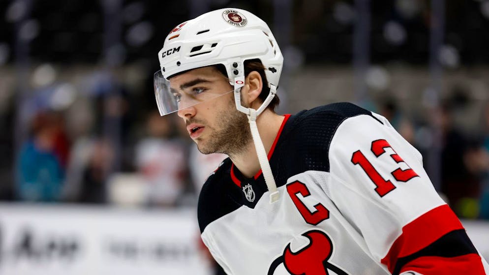 Nico Hischier deuxième du Selke Trophy.