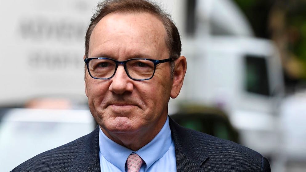 Di nuovo in aula. Kevin Spacey a processo a Londra per l'accusa di abusi sessuali