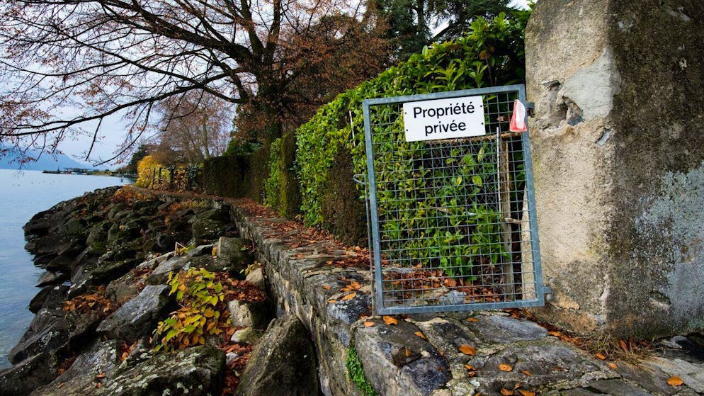 Les Boélands avaient approuvé en 2010 le principe d'un cheminement piétonnier le long du lac (archives).
