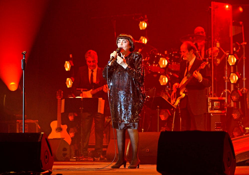 Mireille Mathieu (77) sagt der Bühne Adieu. Die Sängerin, früher auch bekannt als «Spatz von Avignon», hat genug von der Bühne. Doch bevor sie ganz Adieu sagt, hat ...