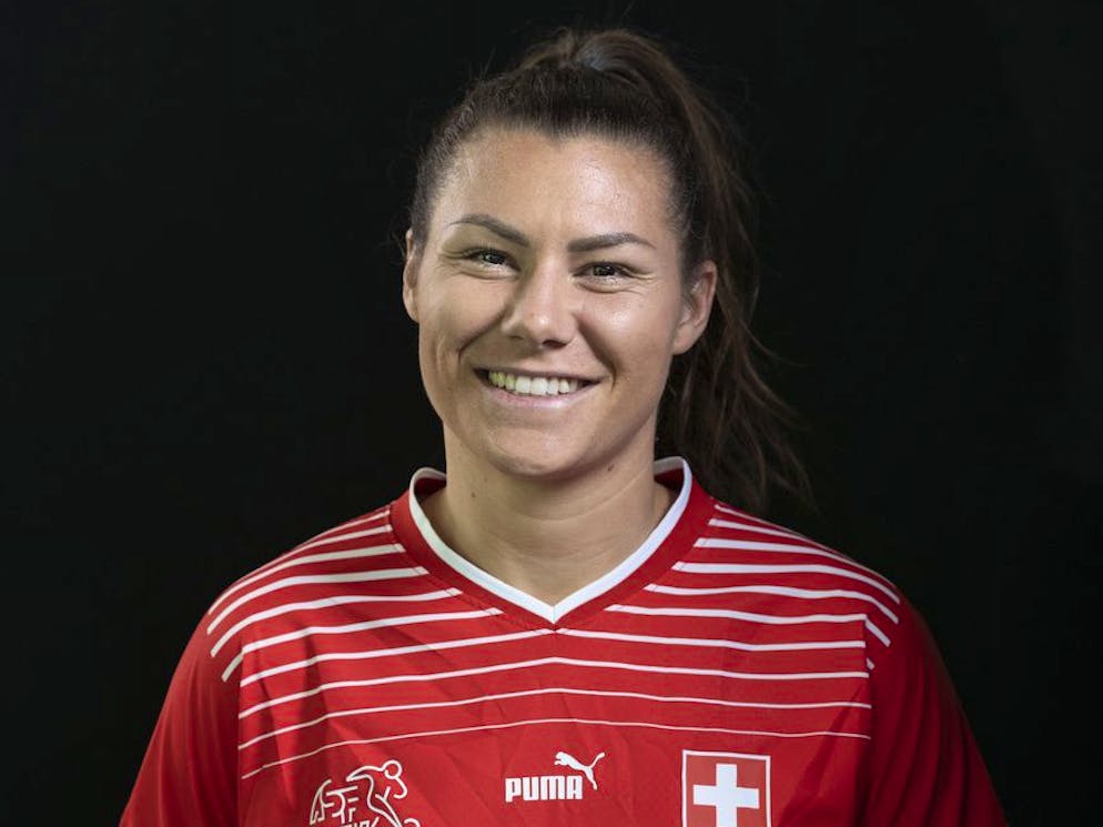 Diese 23 Spielerinnen nimmt Nati-Coach Inka Grings mit an die WM. Ramona Bachmann (Angriff)