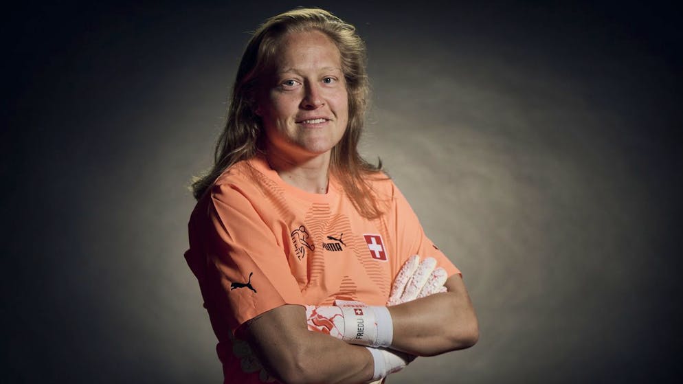 Diese 23 Spielerinnen nimmt Nati-Coach Inka Grings mit an die WM. Seraina Friedli (Tor)