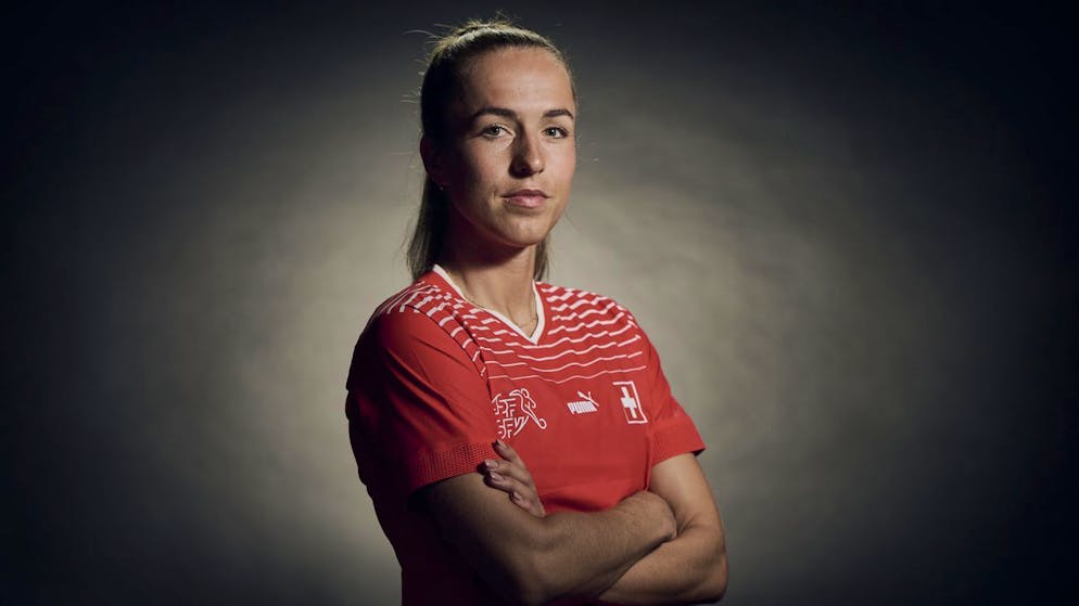 Diese 23 Spielerinnen nimmt Nati-Coach Inka Grings mit an die WM. Lia Wälti (Mittelfeld)