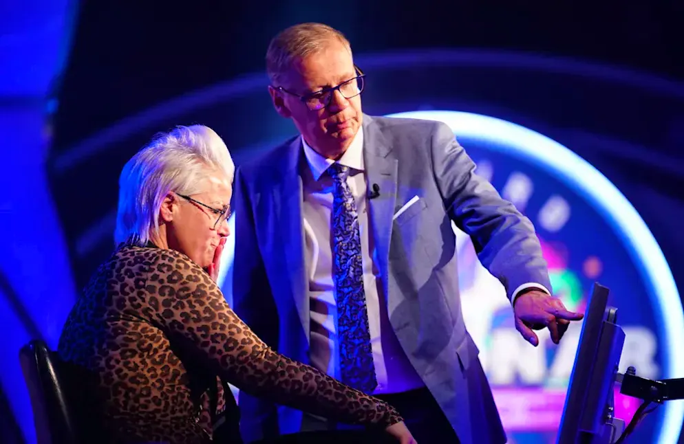 So läuft «Wer wird Millionär?» – Ex-Kandidatin: «Günther Jauch verunsichert einen.». «Wer wird Millionär?»-Kandidatin Jennifer Kattwinkel konnte bei «Wer wird Millionär?» 30'000 Euro erspielen. 
