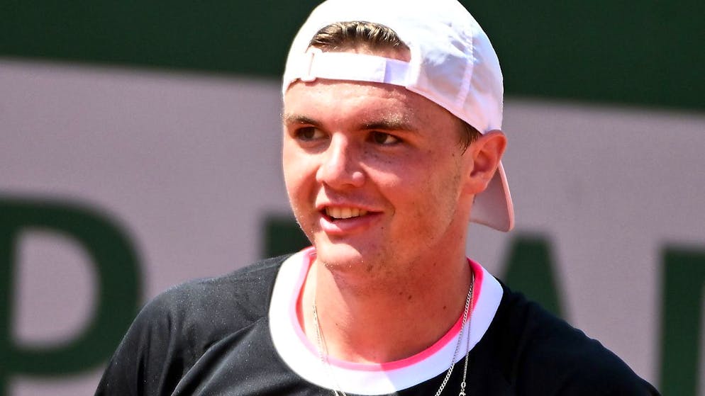 Fragezeichen bei Bencic und Premieren für Stricker und Naef - Gallery. Dominic Stricker schaffte erstmals aus eigener Kraft den Sprung an ein Grand-Slam-Turnier