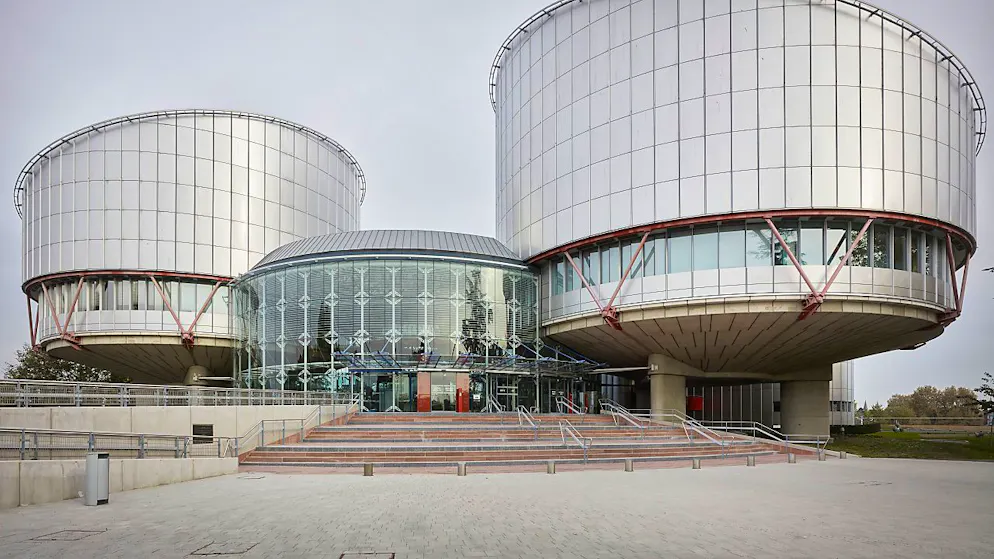 Der Europäische Gerichtshof für Menschenrechte musste über die Zulässigkeit des verwehrten Familiennachzugs bei vorläufig Aufgenommenen entscheiden. (Archivbild)