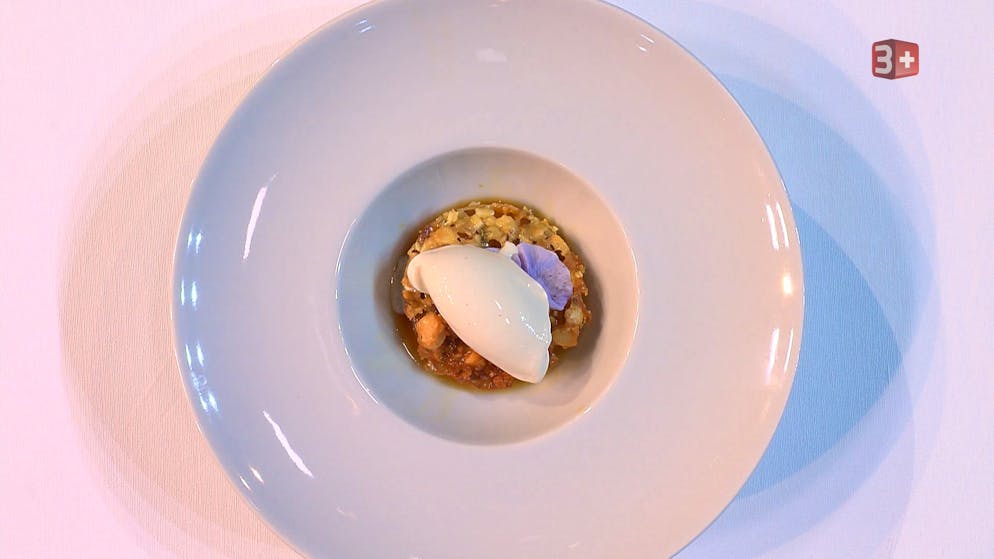 «MasterChef». Das Dessert: Aprikosen, Florentiner mit Mandel und Rosmarin und Lavendeleis.