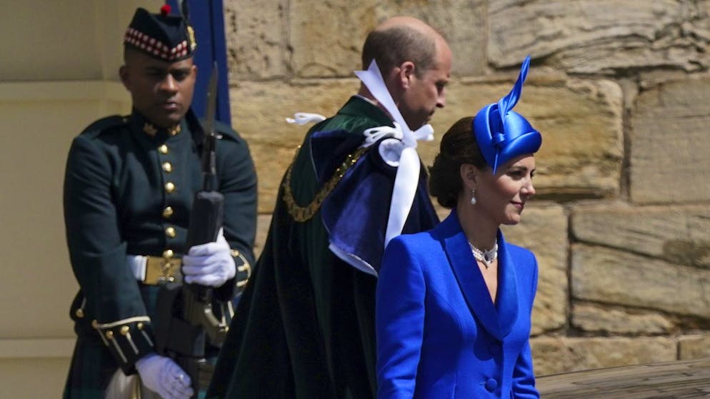 Carlo III ha ricevuto gli «onori di Scozia» a Edimburgo - Gallery. Per assistere alla funzione a St. Giles sono giunti anche il principe William e la moglie Kate.