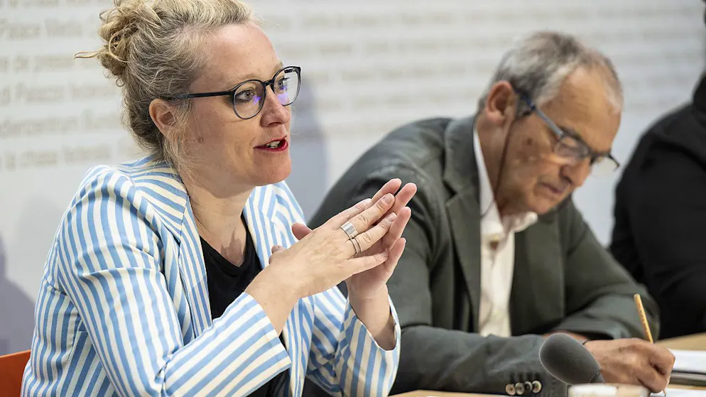 Aline Trede, Berner Nationalrätin und Fraktionspräsidentin der Grünen, präsentierte am Donnerstag mit weiteren Parteimitgliedern mögliche Lösungen gegen Wasserknappheit und Hitzewellen.