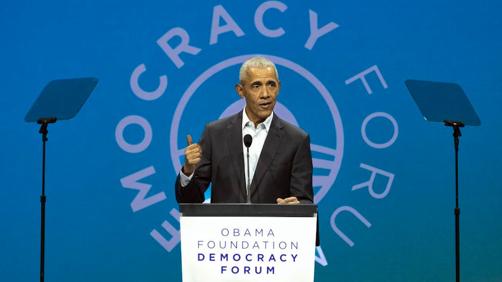 Stati Uniti. Trump pubblica un indirizzo, l'FBI arresta un adepto di QAnon che voleva uccidere Obama e McCharty