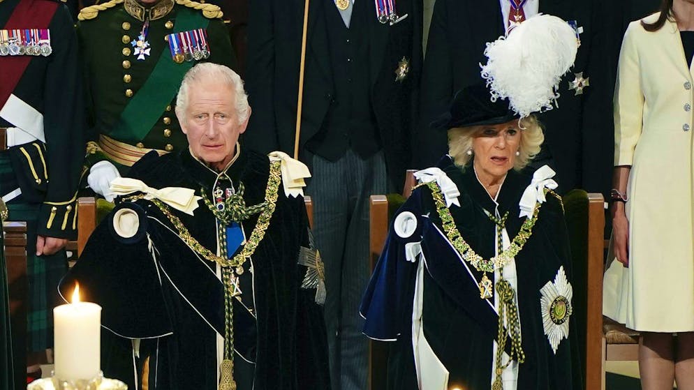 Royal Family. A Carlo III la corona di Scozia tra i dubbi sulla monarchia