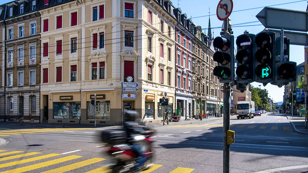Das Opfer wurde verletzt an der Feldbergstrasse/Hammerstrasse aufgefunden.