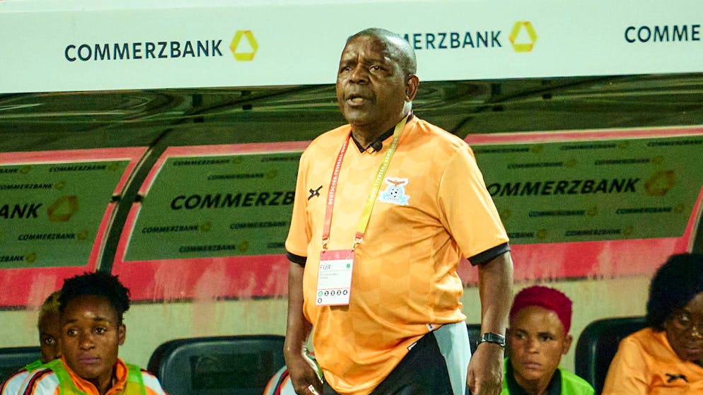 Happige Vorwürfe gegen Sambia-Trainer. «Es ist normal, dass er mit unseren Spielerinnen schläft»