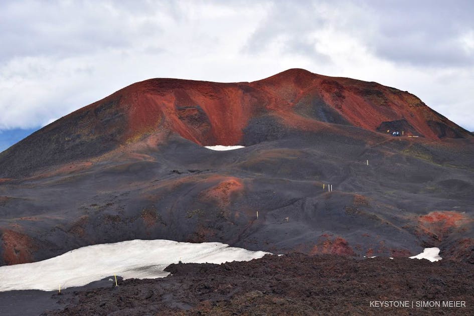 Another volcano erupts in Iceland