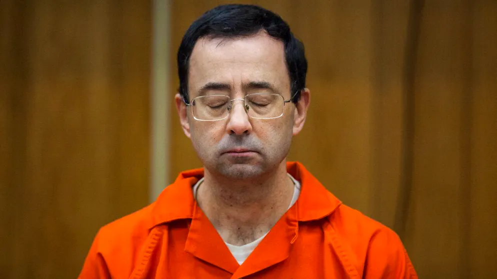 Der verurteilte ehemalige Sportarzt Larry Nassar soll bei einer Messerattacke im Gefängnis Stichverletzungen am Rücken und in der Brust erlitten haben.