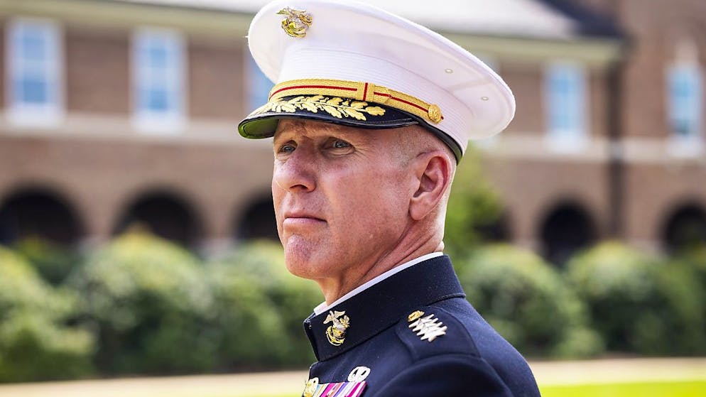 Il generale Eric Smith, leader ad interim del corpo.