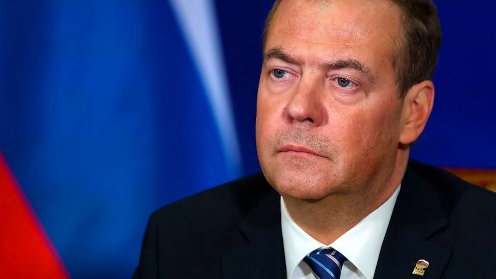 Russia. Medvedev: «Il vertice Nato avvicina la Terza guerra mondiale»